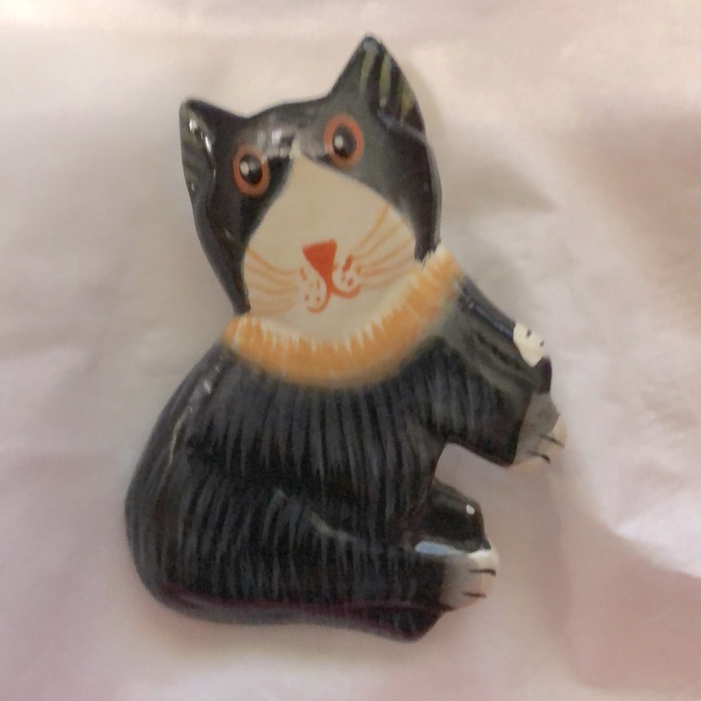 Black Cat Broach